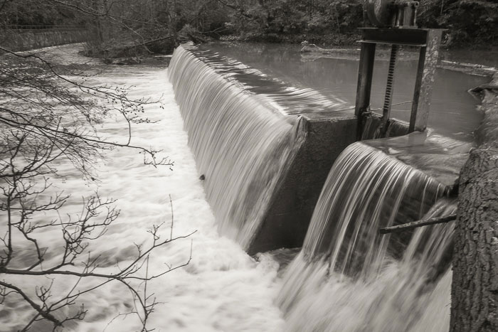 Snuff Mills wier - January